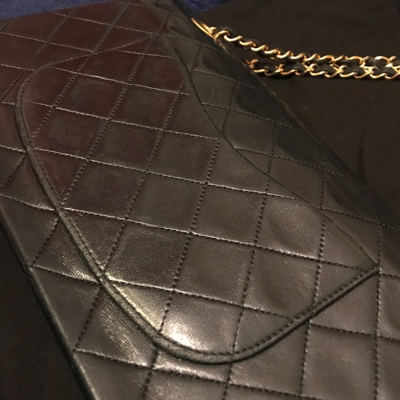 ✨Last chance✨ 100% Authentic🥂 Chanel 10” classic - Picture 3 of 8